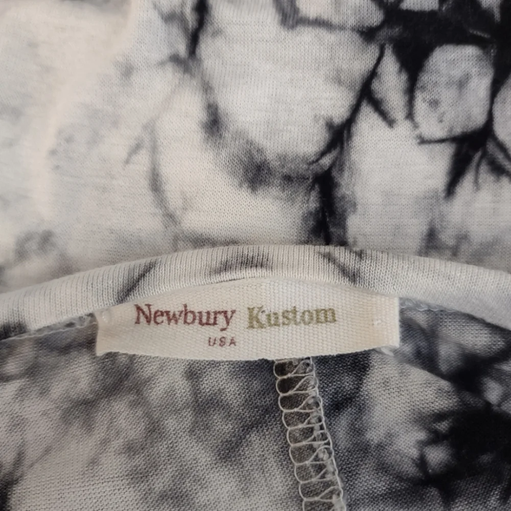 Newbury Kustom Tie Dye Mini Dress Size 8 Black White Long Sleeve Shift
